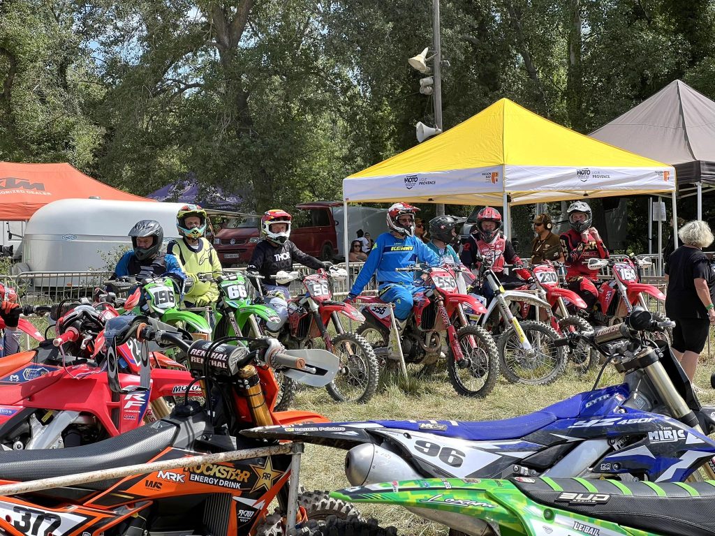 686334289_10239887342136593_4989604904398227826_n-1024x768 Retour sur un week-end de folie à Pertuis
